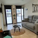 Renthappydays Comme Chez Soi 3 4