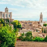 Elena Apartments Girona