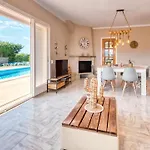 Costacabana - Villa Yara