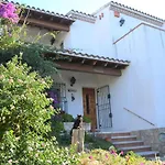 Casa Tranquila Con Jardin, 4 Habitaciones, Cerca De La Playa En Llanca - Es-170-65