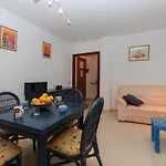 Apartment Laimar By Interhome