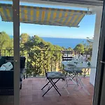 Azteka Blue 2 Bed Apartment Calella De Palafrugell