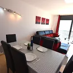 Apartamento Con Piscina Y Vistas Al Mar Ref 154