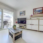 Apartment Las Palmeras By Interhome