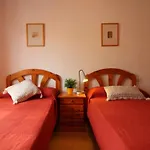 Apartamento Centrico En Roses, A 300M De La Playa, Con Terraza Solarium Y Wifi. - Es-228-97