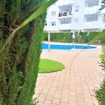Apartamento Espacioso En Zona Tranquila Con Piscina Salada Abierta Todo El Ano Y Wifi Gratuito - Es-258-107