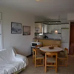 Apartamento Soleado Con Piscina Cerca De La Playa Y Del Centro En L'Estartit - Es-323-18
