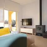 Villa Naira