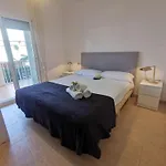Apartamento En Platja D'Aro: A/C, Parking, A 2 Pasos De La Playa, 3 Hab, Terraza. - Es-209-12