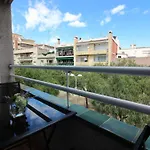 Apartamento Renovado En El Centro De Roses A Solo 150M De La Playa, Ideal Para Parejas - Es-228-110