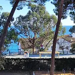 Apartamento Con Amplia Terraza Y Vistas Al Mar A 150 Metros De La Playa