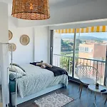 Hauzify I Apartaments Palace
