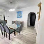 Charmante Villa Avec Piscine Dans Les Canaux