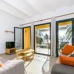 Pi I Sunyer 1-B - Apartamento Amplio Y Luminoso En El Centro De Roses, Delante Del Mar, Con Vistas Al Mar. - Es-228-121
