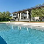 Casa Adosada Con Piscina, Jardin Comunitario Y Garaje En El Centro De Roses - Es-228-104