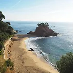 Apartamento Bien Ubicado Vista A Los Pinos Y Al Mar