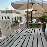 Notaria-Apartamento Y Estudio En Casco Antiguo, Al Lado De Playa, Rambla Y Monasterio, Con Acceso A Terraza Ajardinada