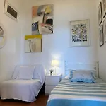 Apartamento Con Jardin A 11 Metros De La Playa. Se.