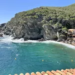 Encantadora Casa De Pescadores En La Playa De Sa Tuna - Es-226-27