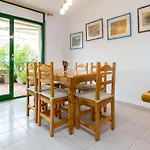 Apartamento Luminoso Con Jardin, Piscina Comunitaria Y Cerca De La Playa En Llanca. - Es-228-41