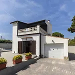Casa Con Piscina Privada, Ac Y Wifi A 700M De La Playa En Riells - Es-325-38