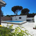 Casa L'Escala, 3 Dormitorios, 6 Personas - Es-325-36