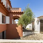 ¡Casa Con Piscina Privada A Solo 250M De La Playa! - Es-325-12
