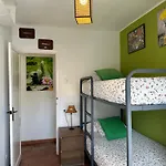 Casa Con Jardin A 25 Metros De La Playa. La T.