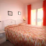 Bellamar A - Casa Adosada Para 10 Personas En Primera Linea De Mar En Llanca. - Es-228-11