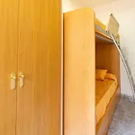 Apartamento Luminoso Con Terraza, Wifi, Garaje Y A 50M De La Playa En Llanca - Es-228-15