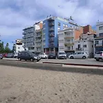 Estrella De Mar 5-1 - Apartamento En El Centro De Roses, A Solo 25M De La Playa. - Es-228-112