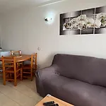 Meda Chica 2D