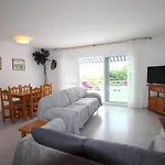 Amplio Y Luminoso Apartamento En Grifeu, Terraza, Jardin Y A 200M De La Playa - Es-228-155