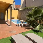 Ground Floor Apartment In Centre Of Torroella De Montgri