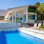 Villa Azalia