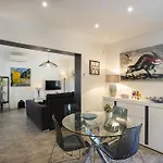 Casa Renovada Con 3 Dormitorios, Terraza Y Barbacoa A 3 Km De La Playa En Roses - Hisp-288-46