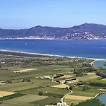 Relax Total: Casa Con Piscina, A/A, Terraza Y Barbacoa En Sant Pere Pescador, Costa Brava - Es-89-101