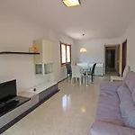 Basic Comfort Apartment Sant Mori 8001