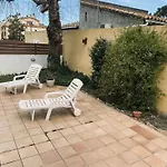 Casa Pareada Con Piscina