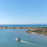 Port Estrella 64