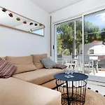 Apartment Grifeu-1 By Interhome