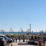 Apartament Amb Jardi A La Platja D'Empuriabrava