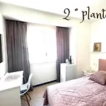 Escondite Central Con Terraza Compartida En La Azotea