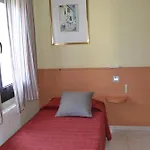 Hostal Bartis