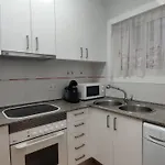 Apartamento Con Terraza A Metros De La Playa Y Zona Comercial, Ideal Familiar - Costa Brava - Es-209-68