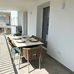 Alexandra 29