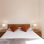 Cozy Pool Apartment