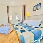 Trill Noray 9 Duplex Estartit