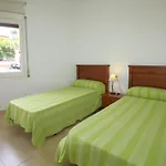 Apartamento Renovado, Centrico Y Luminoso A 100M De La Playa Del Puerto, Llanca - Es-228-37