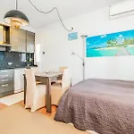 1 Bedroom Pet Friendly Apartment In Empuriabrava
